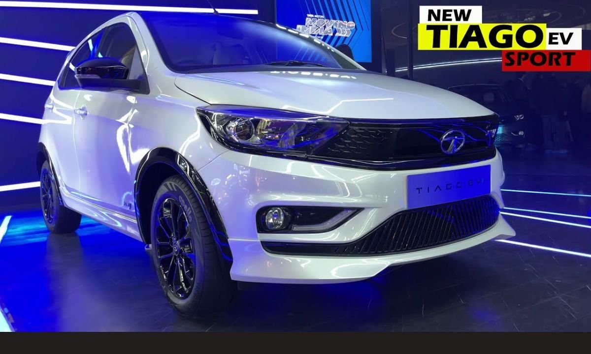 Tata Tiago Latest Update: बाज़ार में लोग हो रहे हैं इसके दीवाने, जानिए ऐसी क्या है खासियत ? 