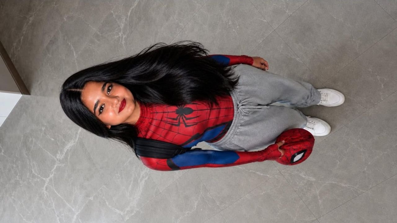 Spider Man prompt